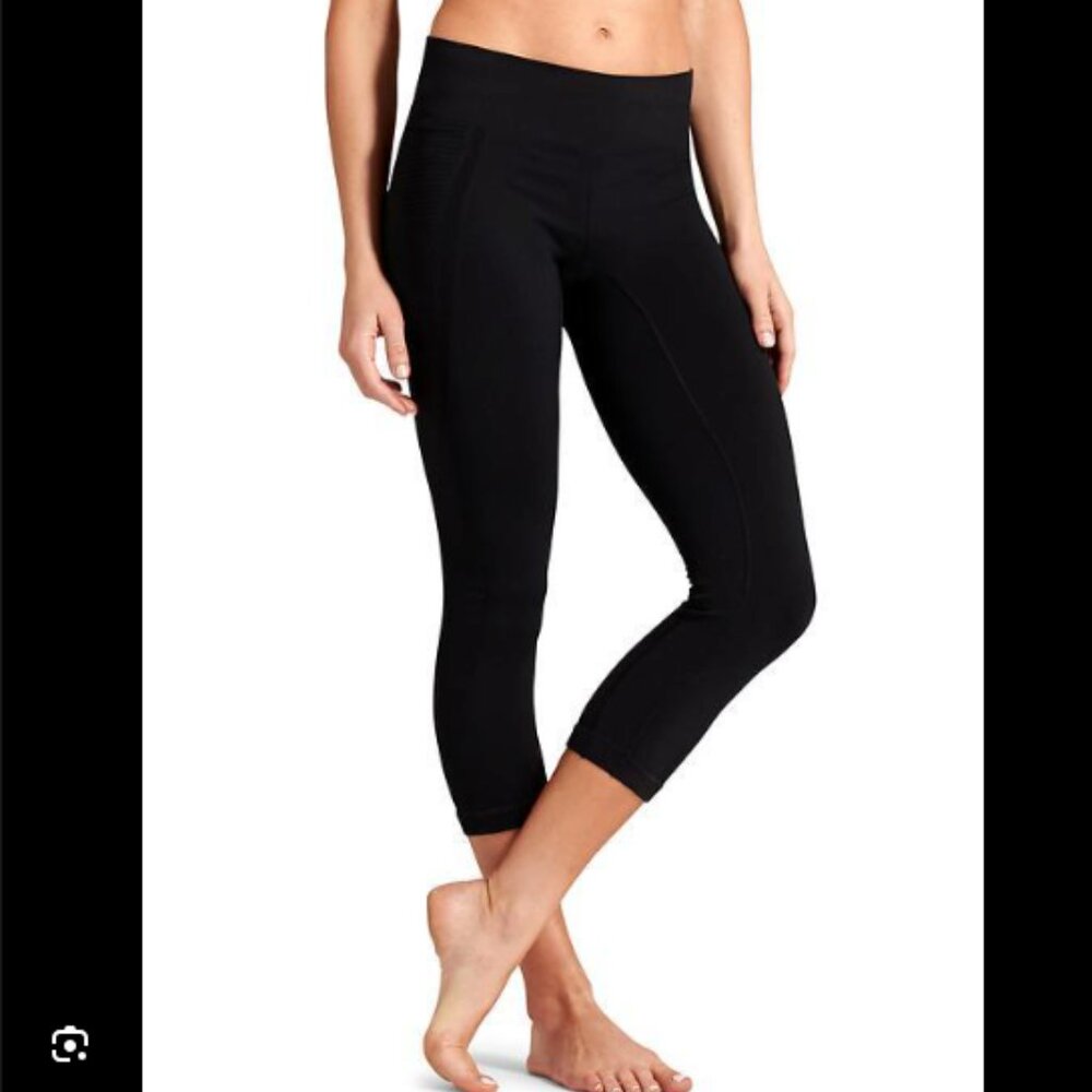 Athleta Women's Re-Charge Capri Pant Black Size XS